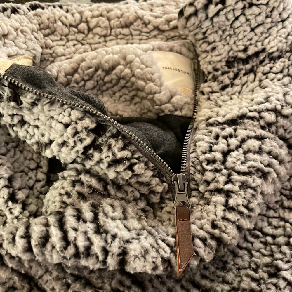 Nordstrom grey thick fleece - Picture 7 of 10